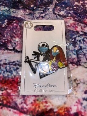 Nightmare before Christmas Jack and Sally social distancing pin